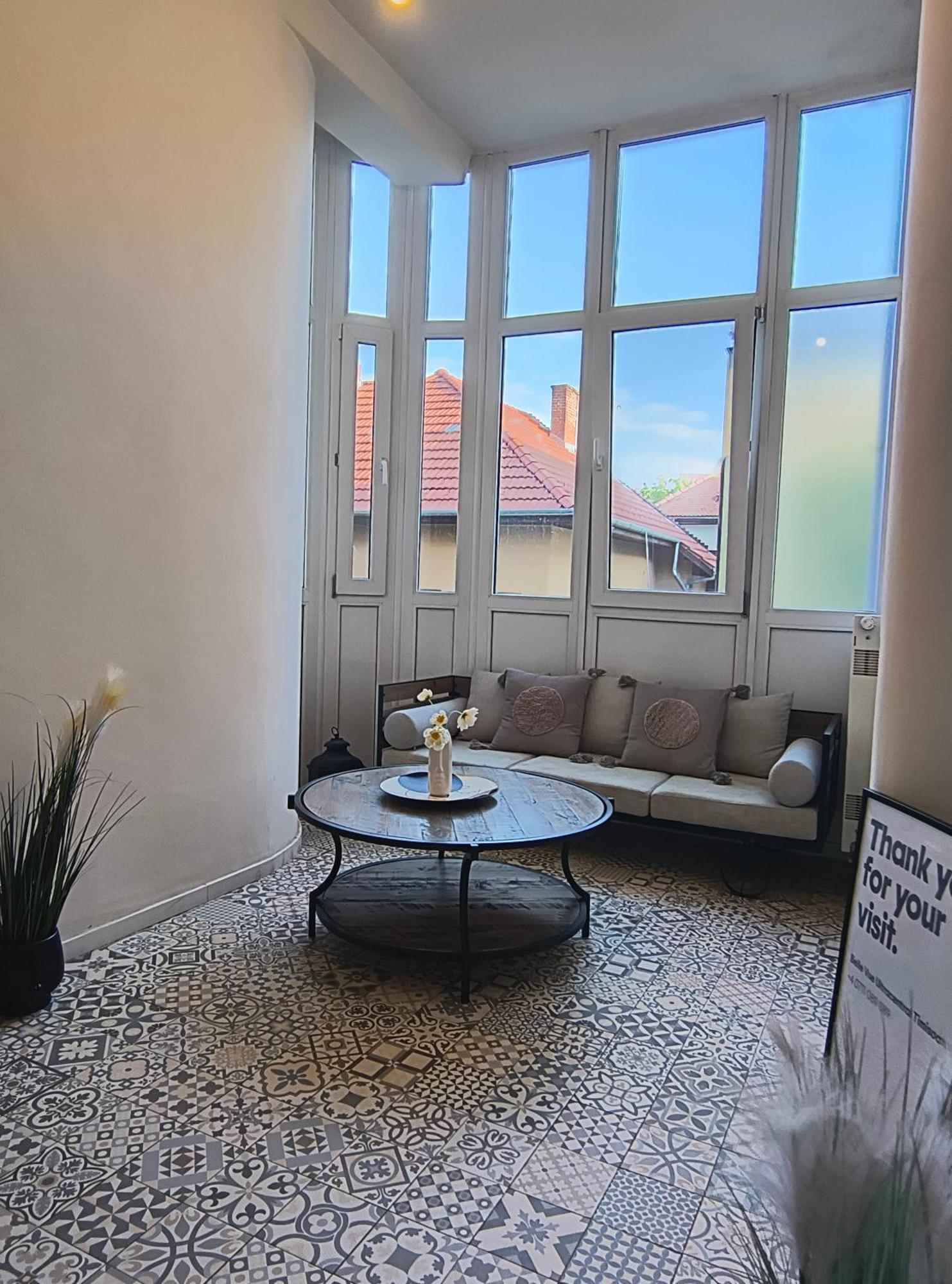 Timisoara Central Vibes Belle Vue Apartments Bagian luar foto